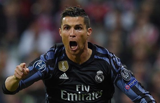 Cristiano Ronaldo marcó los dos de Real Madrid.