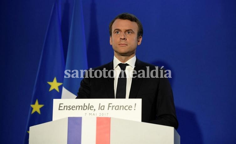 Emmanuel Macron habla después de conocer los primeros resultados (Foto: Reuters)