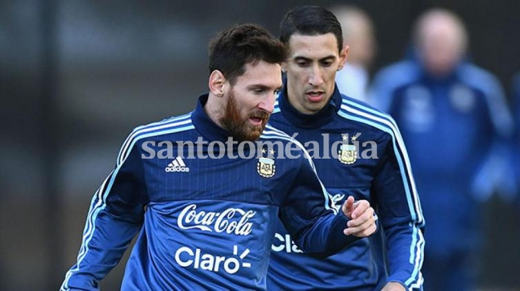 Messi y Di María en la práctica.