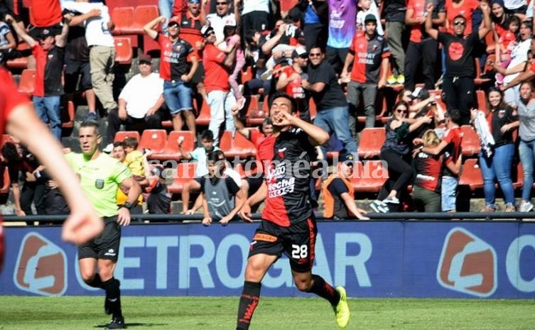 Estigarribia marcó ante Tempreley su primer gol con la camiseta rojinegra. (Foto: Prensa Colón)