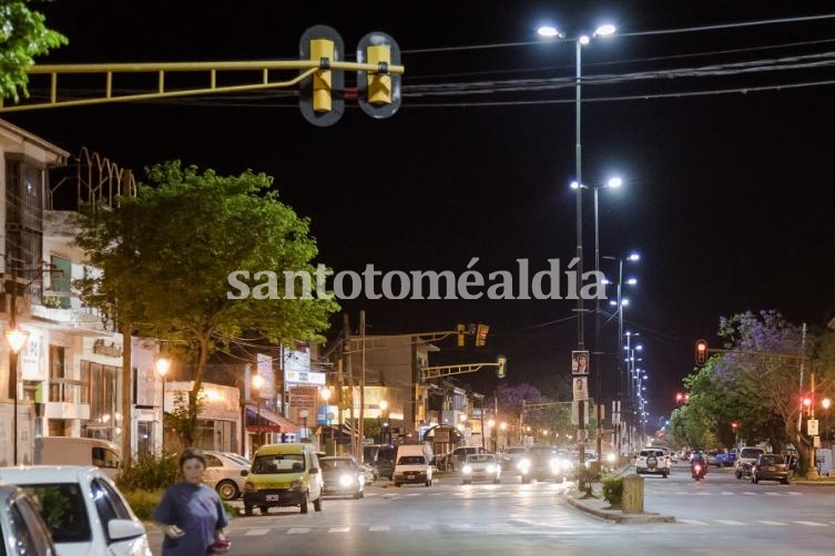 Facundo Zuviría, una de las avenidas iluminadas con Led. (Foto: Municipalidad de Santa Fe)