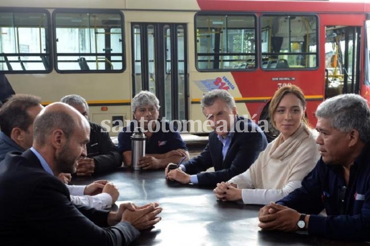 Macri y Vidal, en el inicio de las obras para poner en marcha nuevos servicios de Metrobus.