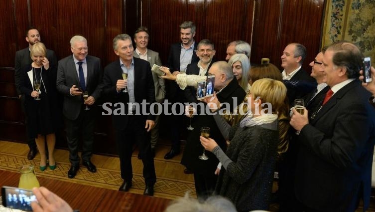 Macri realizó un brindis por el día del periodista.