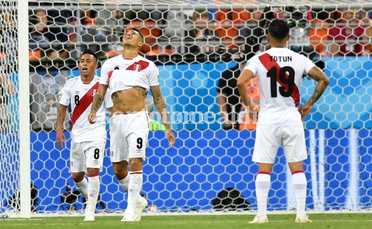 Perú perdió con Dinamarca en su primera presentación en Rusia 2018.
