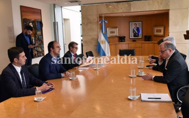 Corral se reunió con el canciller y postuló a Santa Fe para la Cumbre de Presidentes del Mercosur.