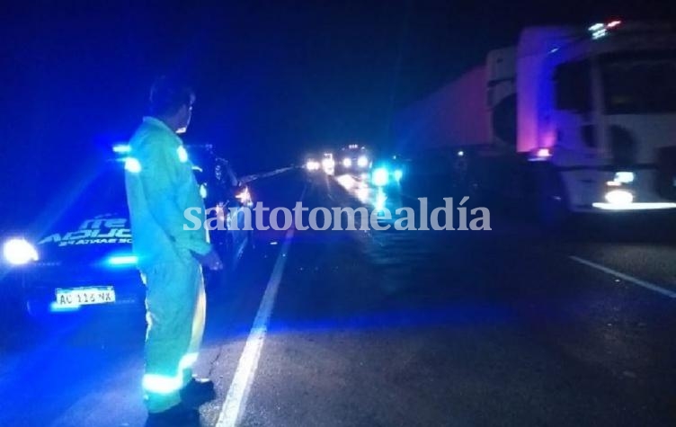 Un cordobés falleció en un accidente ocurrido en la Autopista Santa Fe-Rosario, a la altura de nuestra ciudad. (Foto: Gentileza La Voz de San Justo)