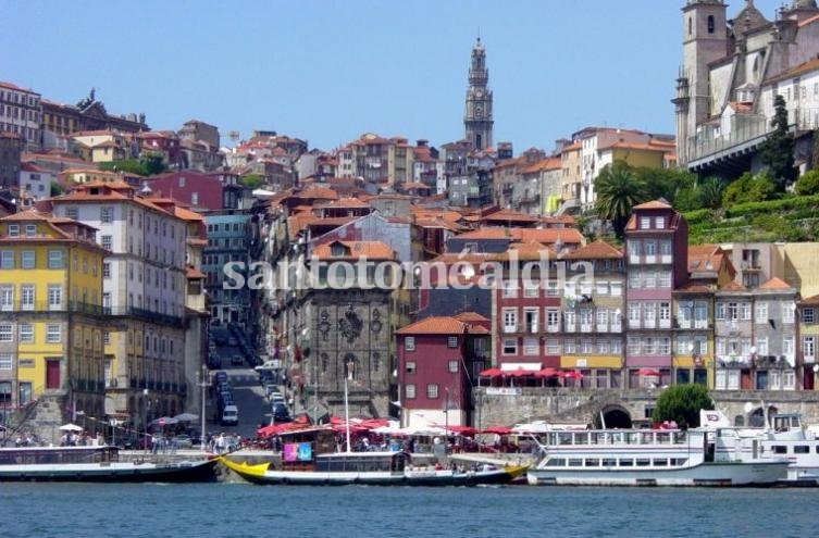 Oporto es la segunda ciudad más importante, considerada como la “Capital del Norte” portugués. (Turismo.org)