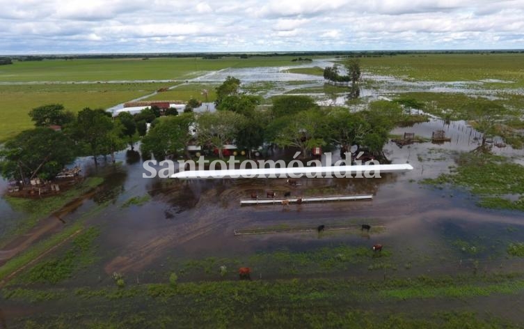 Inundaciones mantienen en jaque a localidades del norte provincial. (Foto: Secretaría de Comunicación Social)