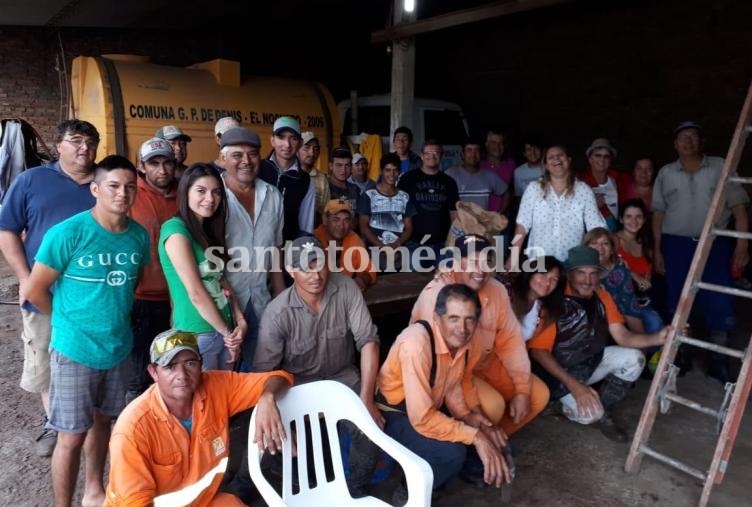 Solidaridad de municipales con inundados del norte santafesino. (Foto: Festram)