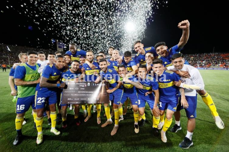Boca venció a Argentinos Juniors y es el primer finalista de la Copa Argentina