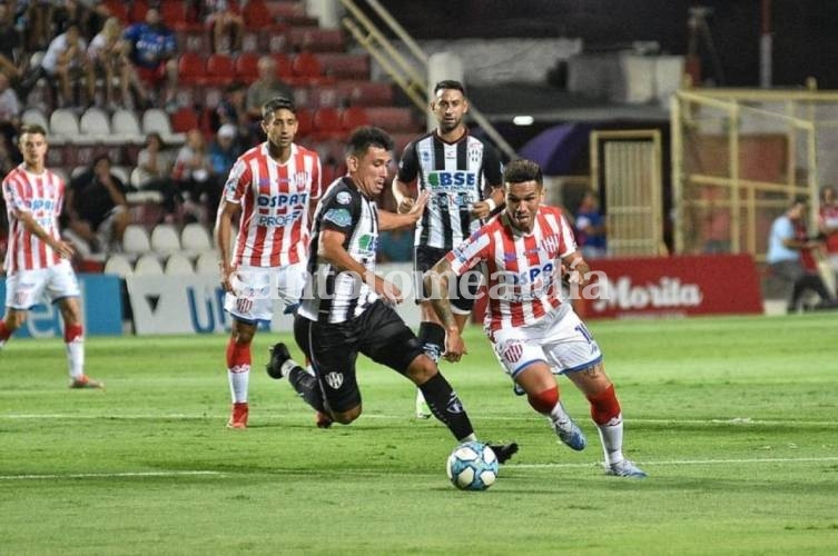 Unión quiere dar otro paso a la Sudamericana ante Central Córdoba