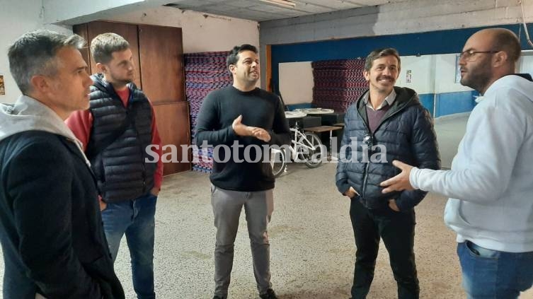 Alvizo y Busatto dialogaron con las autoridades del club. (Foto: Santotoméaldía)