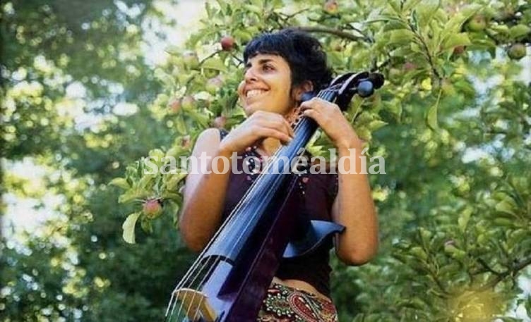 La violonchelista Leila Cherro se presentará en el ciclo “Cultural Viernes”