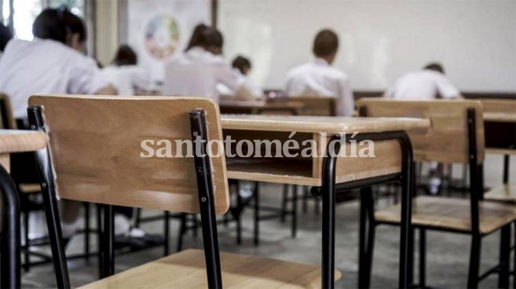 SADOP y AMSAFE se manifestaron en contra de las últimas medidas anunciadas por el Ministerio de Educación de la provincia. 
