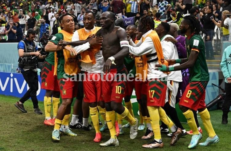 Camerún venció 1 a 0 a Brasil.