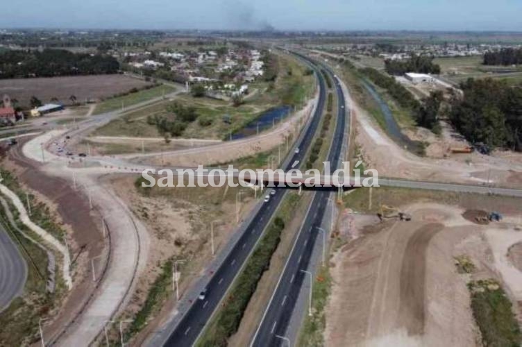 La obra del intercambiador sobre la autopista podría estar lista para marzo. (Foto: Santa Fe Canal)