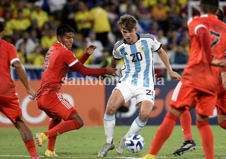 Sub 20: Argentina, que necesita ganar para no quedar eliminada, se enfrenta a Colombia