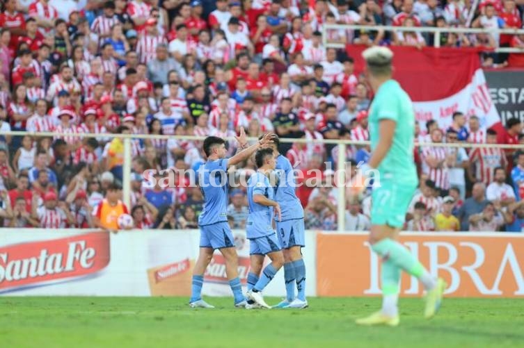 Unión sigue en caída libre y perdió 3 a 0 con Belgrano.