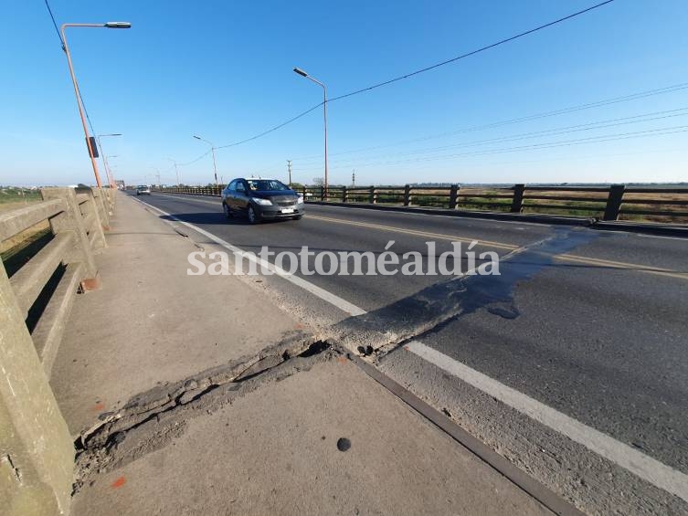 Vialidad Nacional continúa monitoreando la dilatación en el Puente Carretero y prepara su reparación