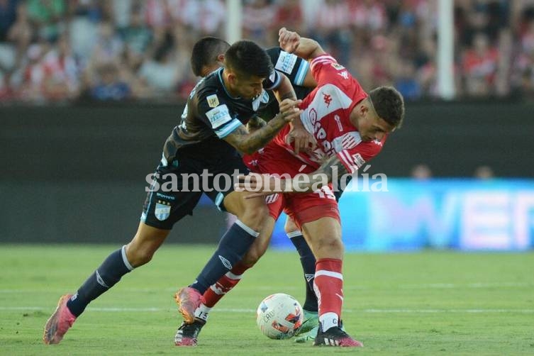 Unión, con el estreno de Cristian González como entrenador, visitará este viernes a Atlético Tucumán.