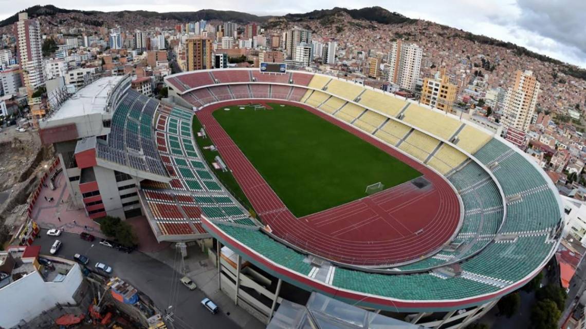  El estadio Hernando Siles está a 3.650 metro sobre el nivel del mar. (Foto: Télam)