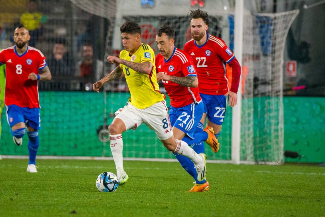 Chile y Colombia no se sacaron ventajas en un partido muy discreto