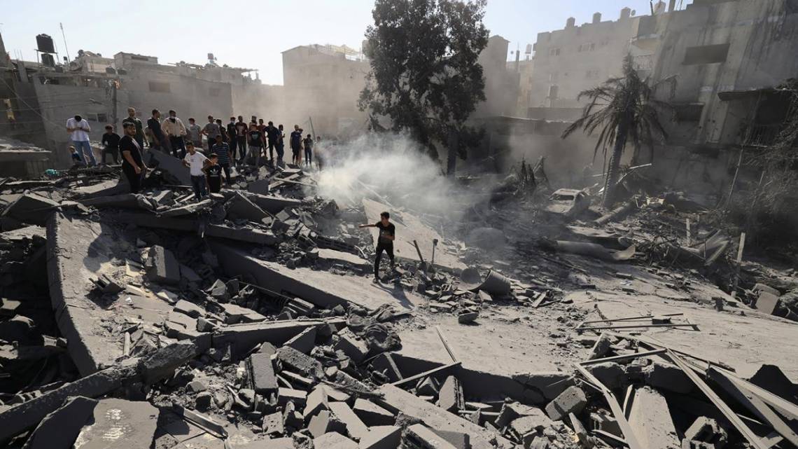  Más de 7.000 palestinos murieron en la Franja de Gaza en bombardeos israelíes tras los ataques de Hamas en Israel. (Foto: AFP)