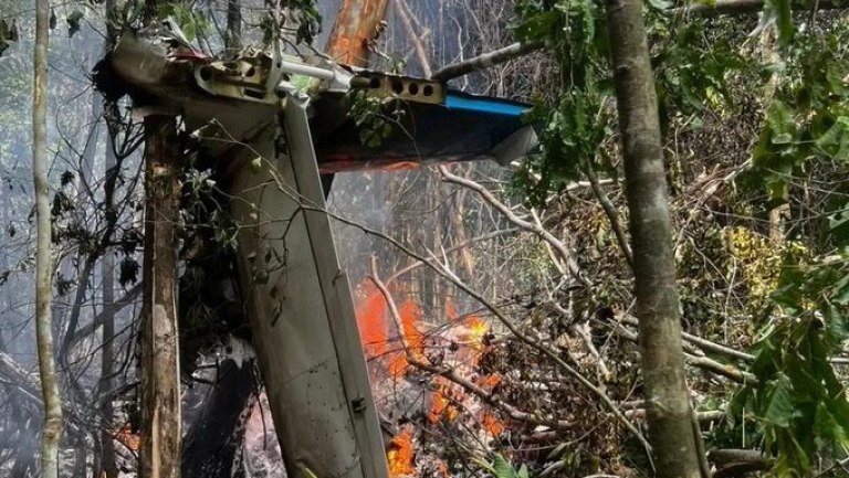 Doce personas murieron al estrellarse una avioneta en la selva amazónica brasileña