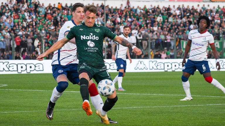 San Lorenzo empató con Sarmiento y se aleja de los puestos de Copa Libertadores
