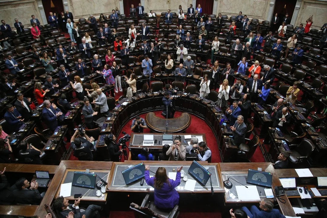Diputados: juraron los nuevos legisladores y eligieron a Martín Menem como presidente de la Cámara
