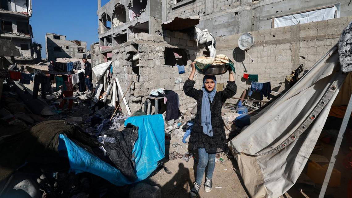  Casi el 85% de los 2,3 millones de habitantes de Gaza se han visto obligados a huir de sus hogares. (Foto: AFP)