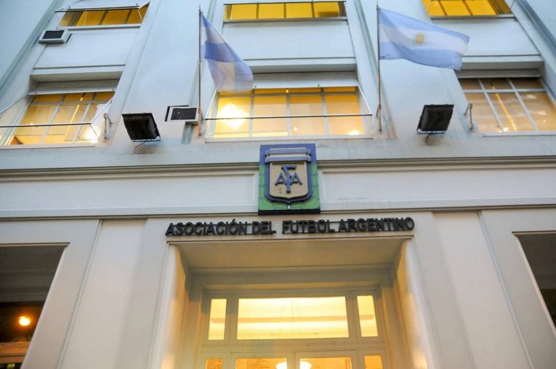 El presidente Javier Milei anunció que la modificación de la Ley de Sociedades.
