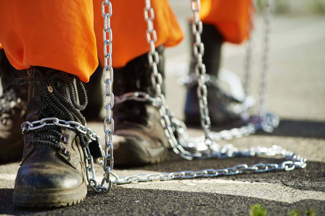 La provincia prepara cambios en las cárceles: habrá uniformes para los presos