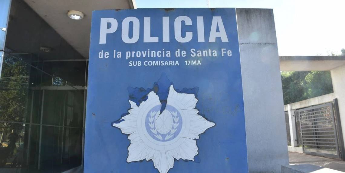 Santa Fe: delincuentes entraron en una comisaría y liberaron a seis detenidos