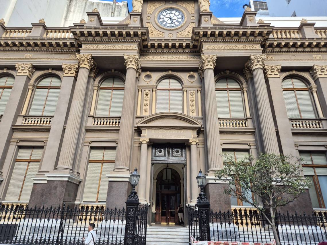 Acumulación de reservas y baja del dólar: el BCRA tuvo su mejor día del año