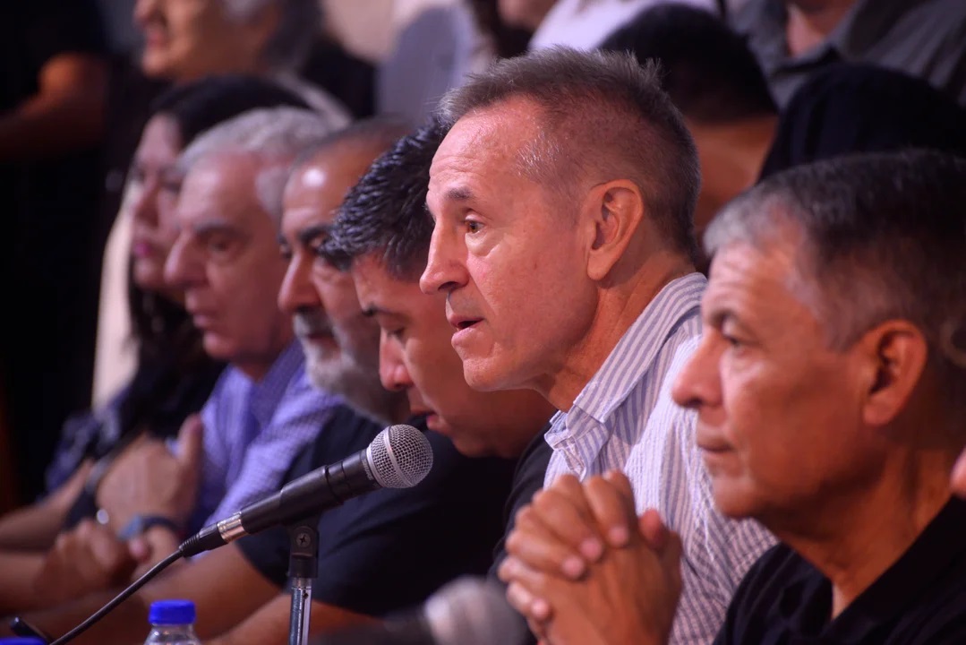 La CGT ratificó el paro general y aseguró que el país “se va a paralizar de punta a punta”