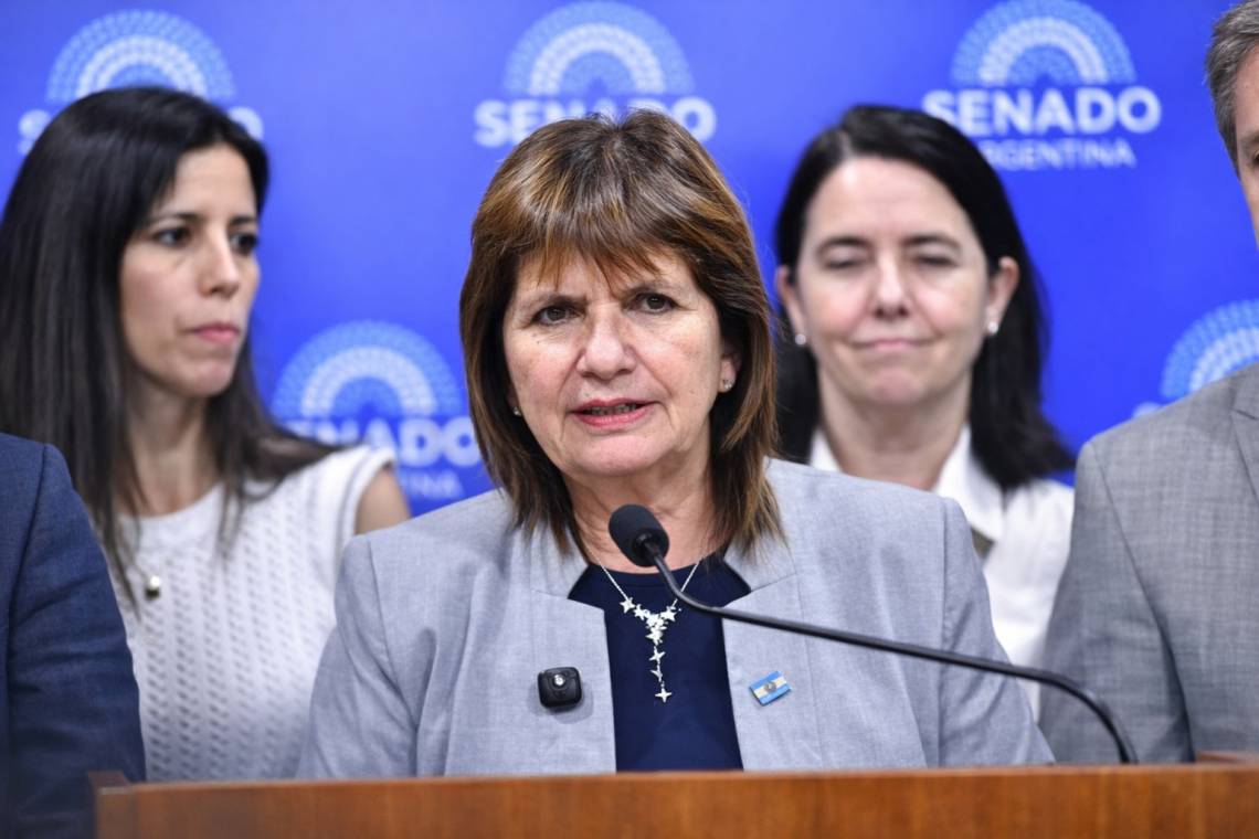 Bullrich cuestionó la suspensión del fútbol y apuntó contra la conducción de la AFA