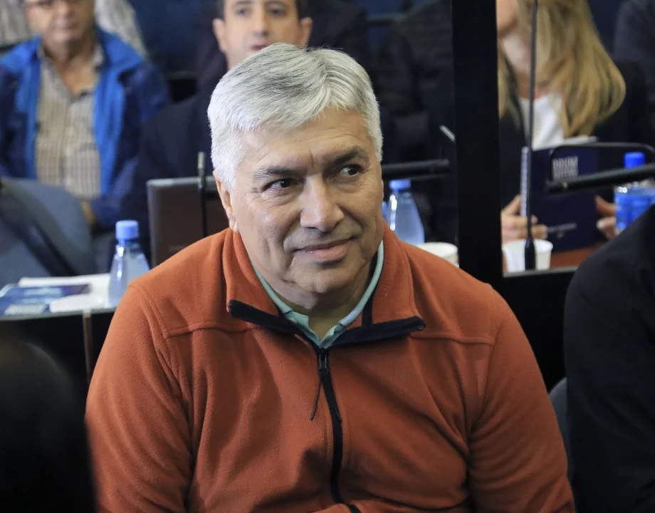 Sobreseyeron parcialmente a Lázaro Báez en una causa por evasión