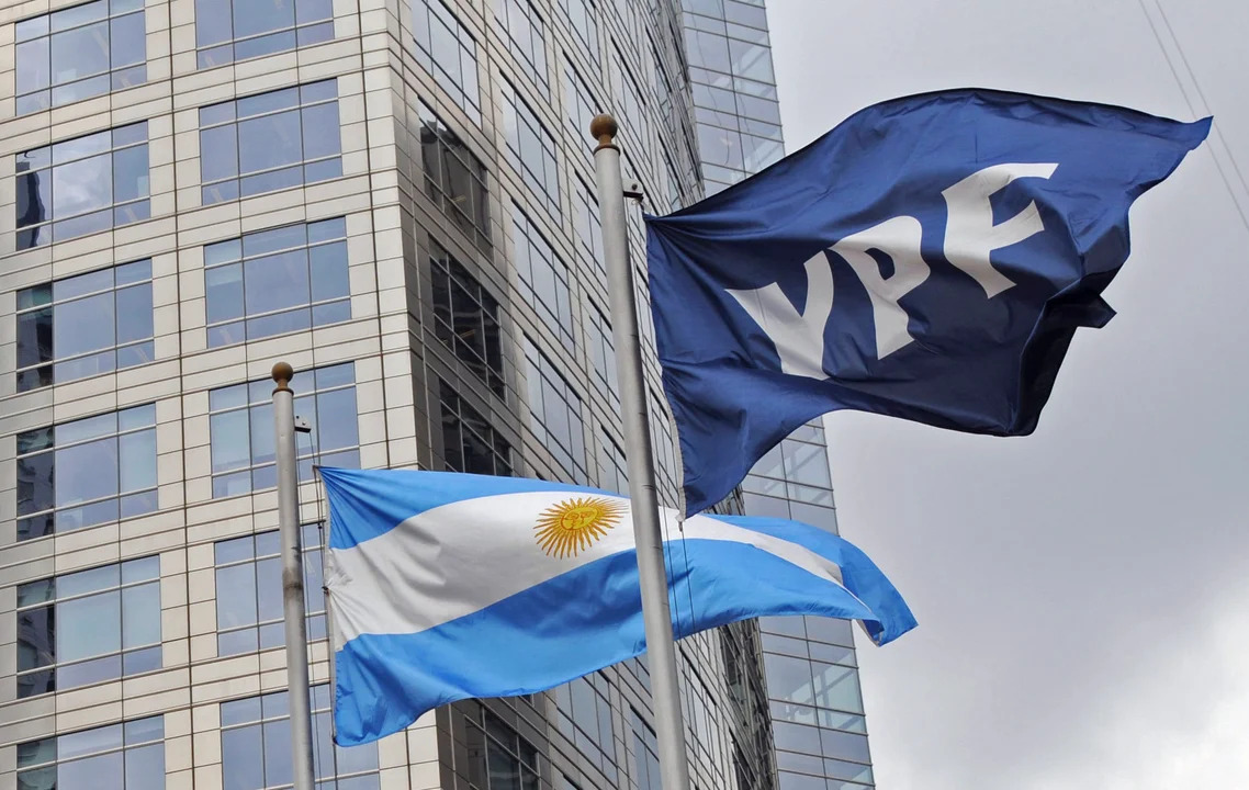 Causa YPF: la Justicia de EE.UU. revocó la condena contra Argentina