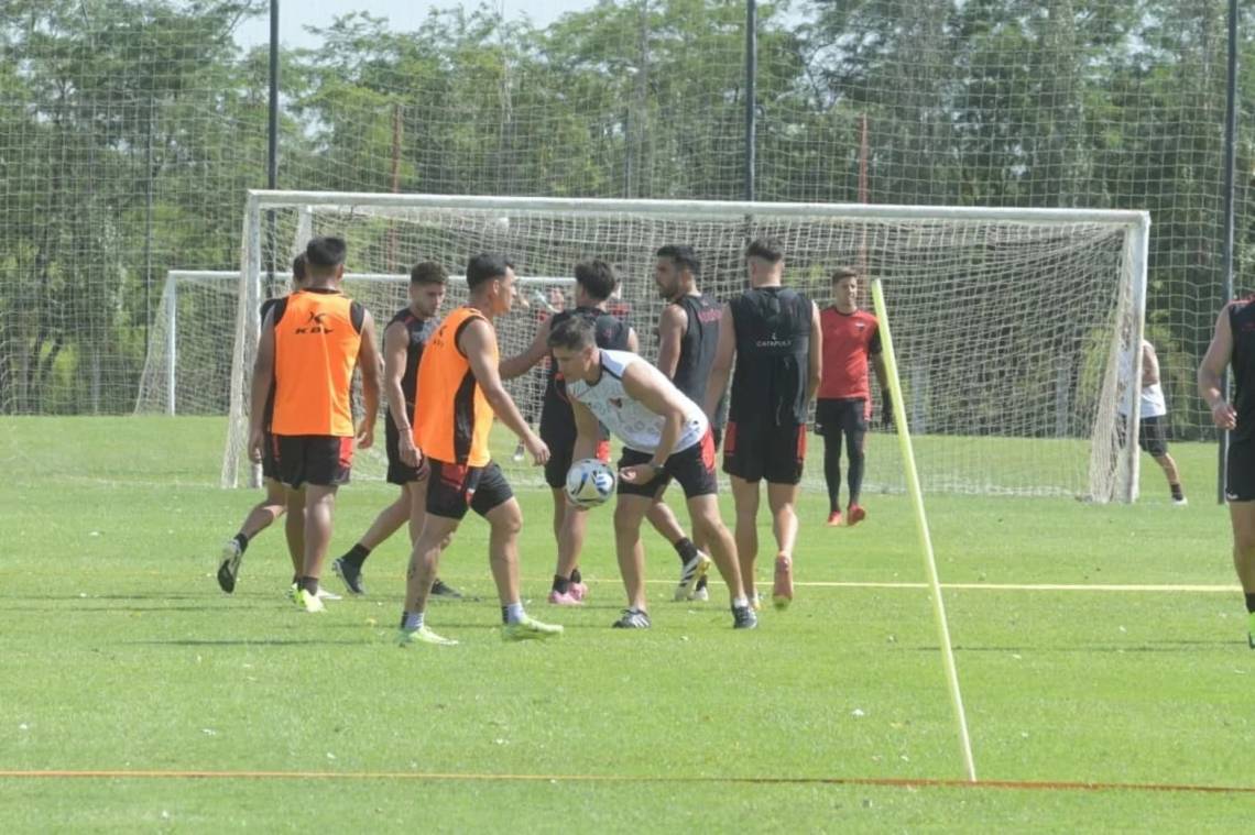 Colón visita a Patronato con la necesidad de una reacción que le devuelva la confianza