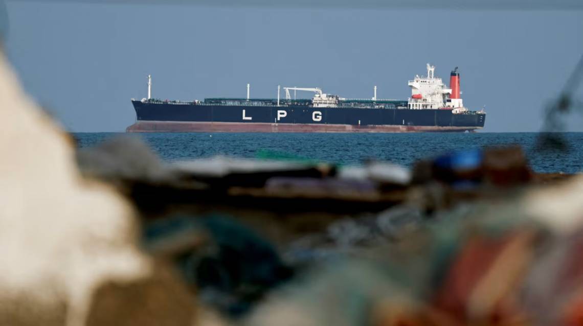 El petróleo vuelve a dispararse y alcanzó el precio más alto desde el inicio de la guerra en Medio Oriente
