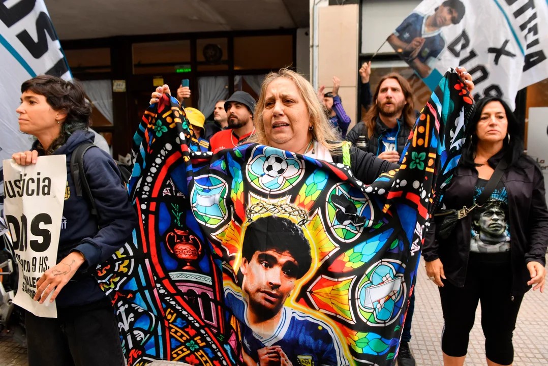 Juicio por la muerte de Maradona: médicos revelaron que tenía “cirrosis hepática” y edema cerebral
