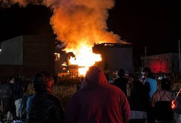 Tragedia en Santa Cruz: explosión e incendio dejaron víctimas fatales y varios heridos