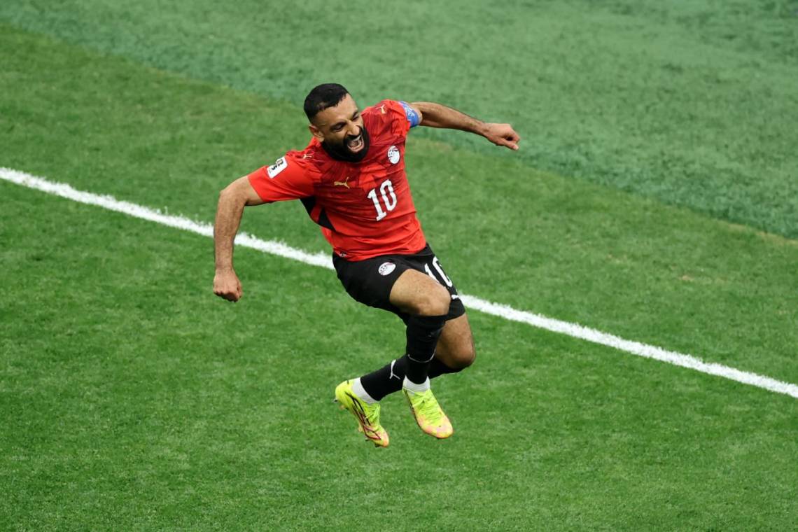 Egipto dio vuelta el partido ante Nueva Zelanda y lidera su grupo