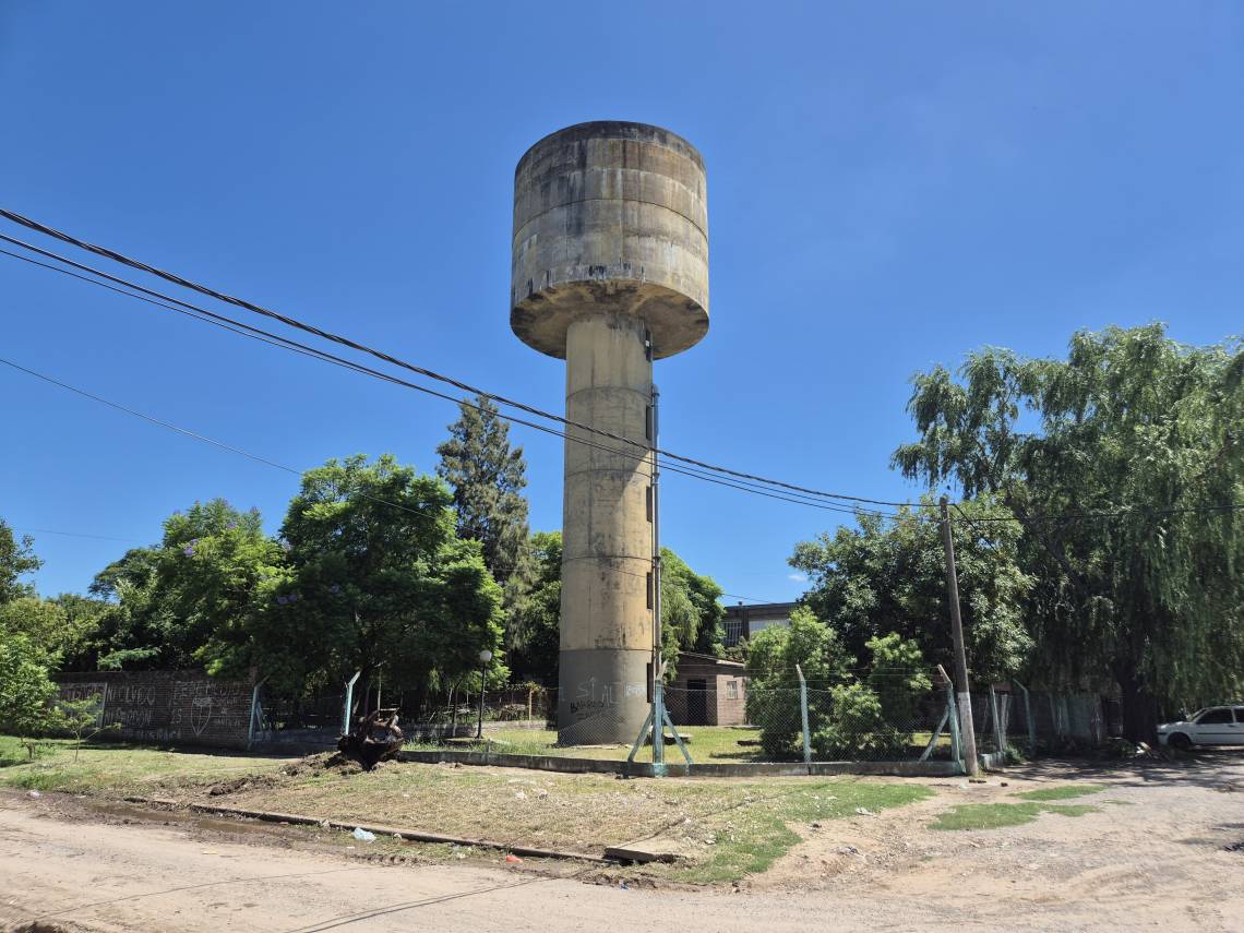 Gran parte de Santo Tomé, afectada por problemas en la presión del agua potable