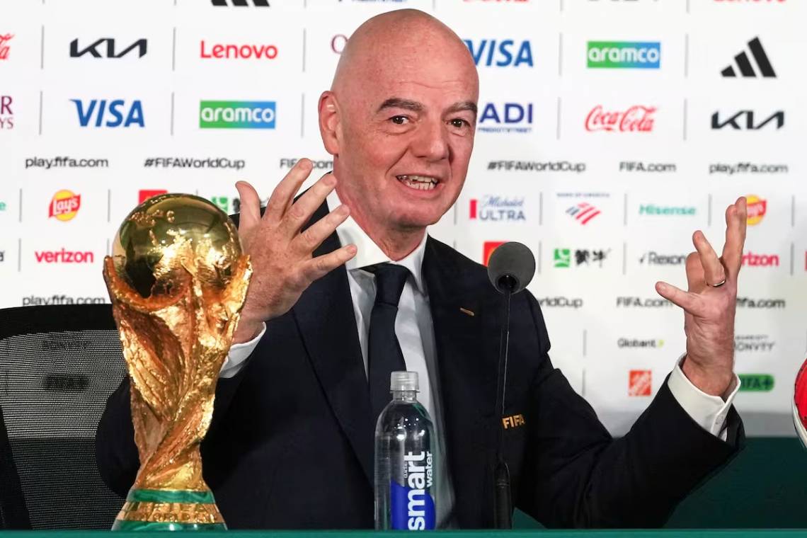 Infantino dio marcha atrás y la FIFA descartó el plan para privatizar el Mundial