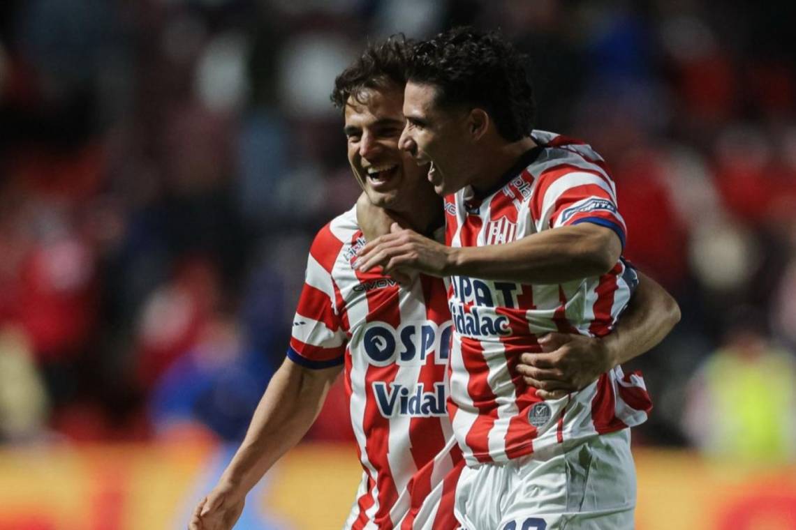 Unión festejó ante Lanús en el 15 de Abril y sumó su primera victoria