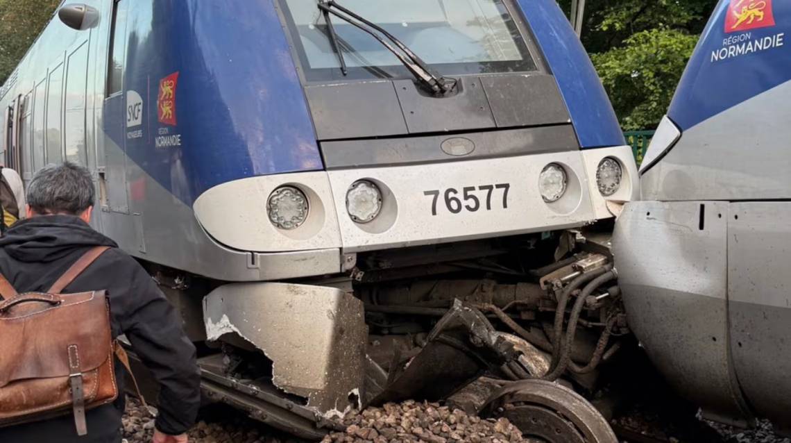 Descarriló un tren en Francia y dejó a decenas de personas heridas