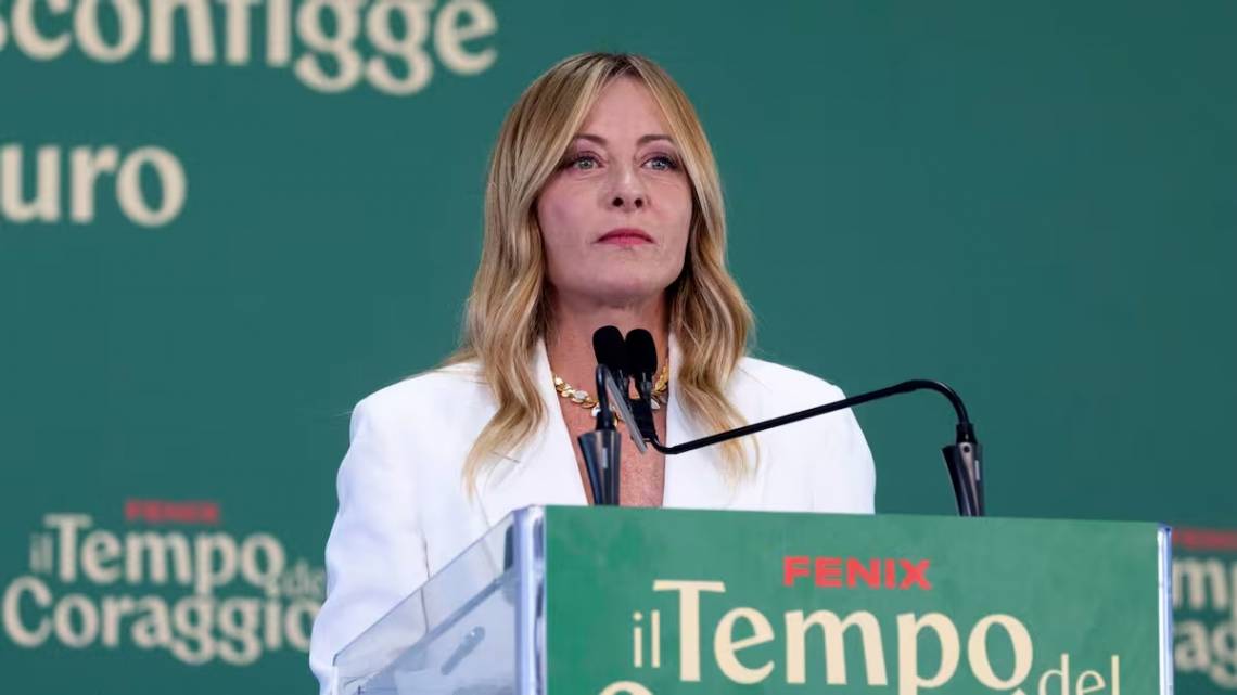 Italia: Meloni anunció límites para alumnos extranjeros y restricciones al uso del velo en las escuelas