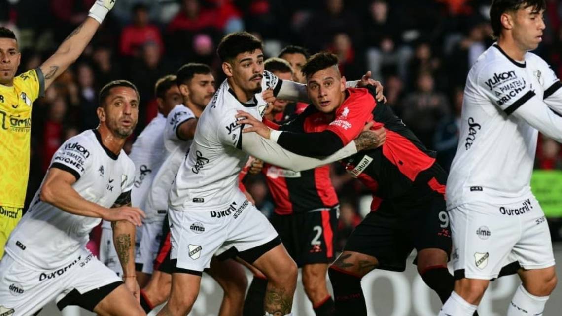 Con varias bajas, Colón visita a All Boys con la misión de volver a ganar fuera de casa